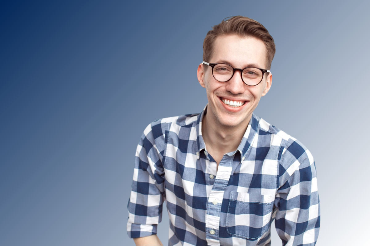 Essential Tips by our Implant Dentist in Scottsdale for a Smooth Dental Implant Recovery